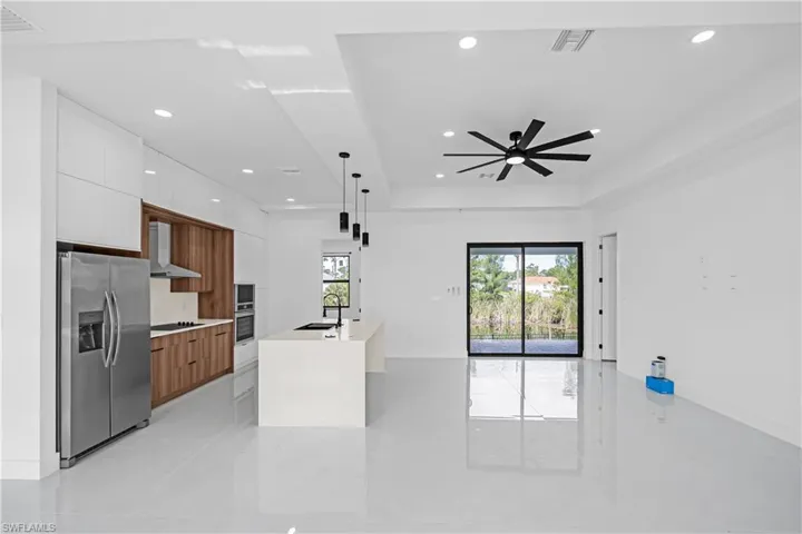2304 23rd Ave, Cape Coral, Florida 33993