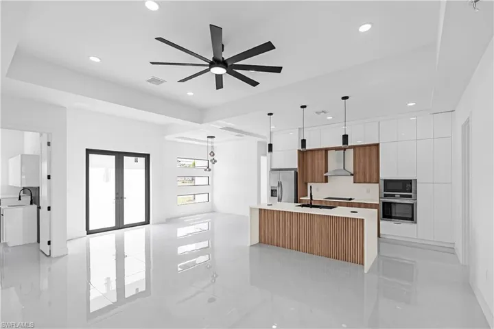 2304 23rd Ave, Cape Coral, Florida 33993