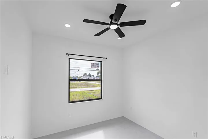 2304 23rd Ave, Cape Coral, Florida 33993