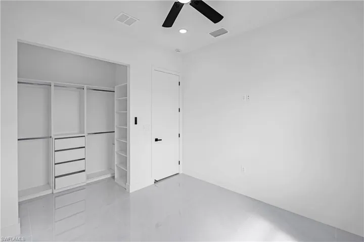 2304 23rd Ave, Cape Coral, Florida 33993