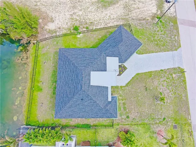 2304 23rd Ave, Cape Coral, Florida 33993