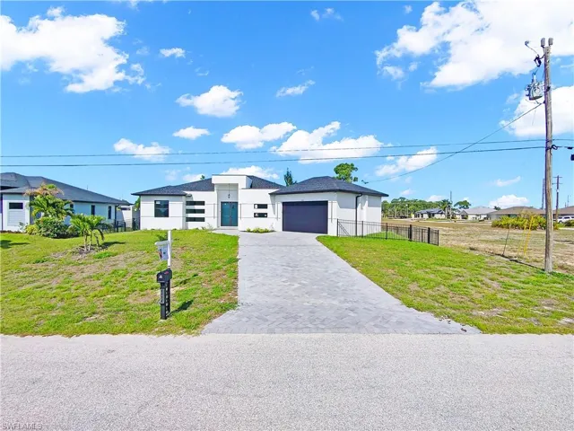 2304 23rd Ave, Cape Coral, Florida 33993