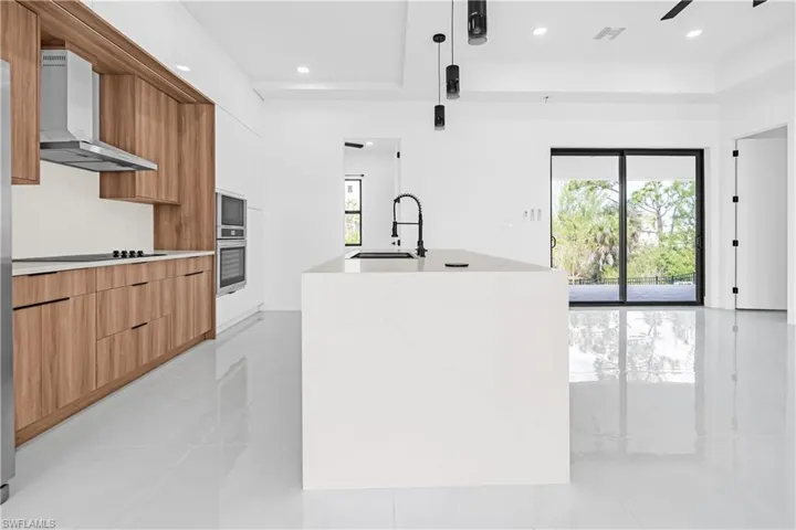 2304 23rd Ave, Cape Coral, Florida 33993
