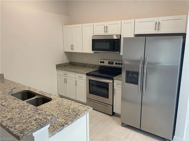 1211 Se 8th Ter, Cape Coral, Florida 33990