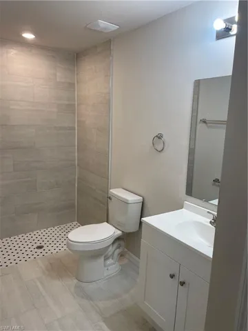1211 Se 8th Ter, Cape Coral, Florida 33990