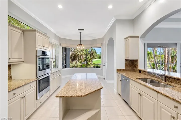 2450 Wulfert Rd, Sanibel, Florida 33957