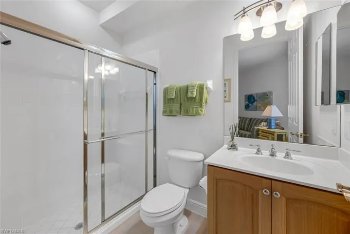 Guest Bathroom - ensuite