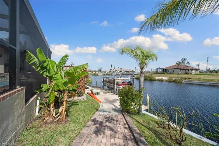 Paved ramp area makes it easy to take stuff to boat and dock.