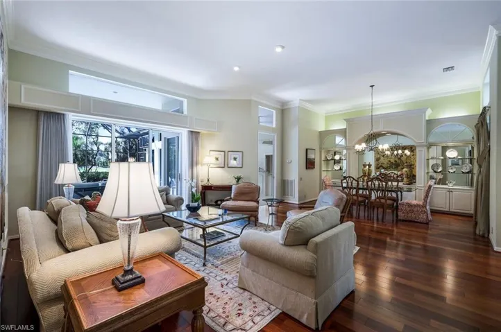 Warm Wood Floors in Living-Dining Spaces