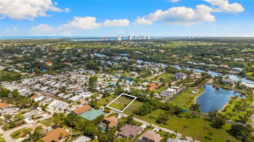 3116 Pine Tree Dr, Bonita Springs, Florida 34134