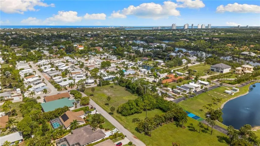 3116 Pine Tree Dr, Bonita Springs, Florida 34134