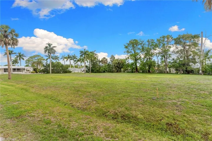 3116 Pine Tree Dr, Bonita Springs, Florida 34134