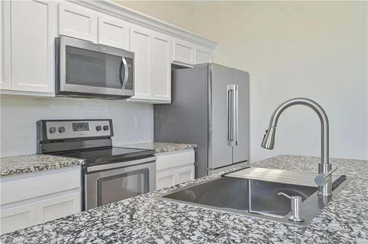 4402 Nw 32nd Ter, Cape Coral, Florida 33993