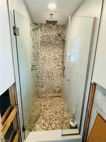 Walk in Shower