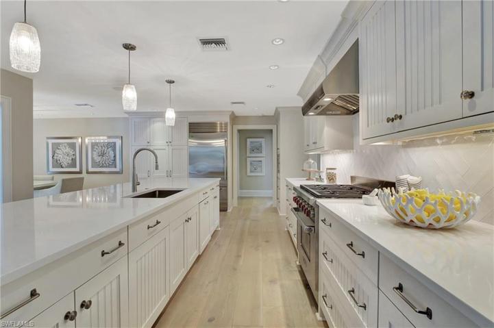Kitchen Showing Wolf ^-Burner Gas Stove