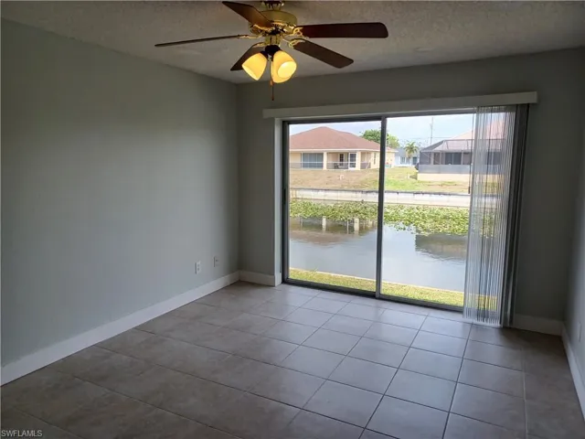 913 Gleason Pkwy 2, Cape Coral, Florida 33914