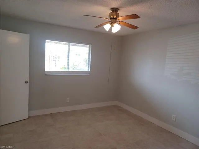 913 Gleason Pkwy 2, Cape Coral, Florida 33914