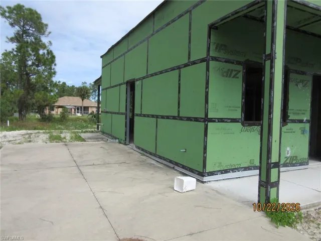 941 Binkley St E, Lehigh Acres, Florida 33974
