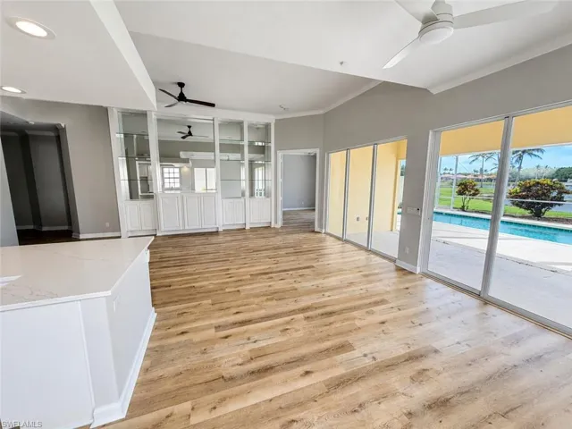 4048  Trinidad  WAY, Naples, FL 34119