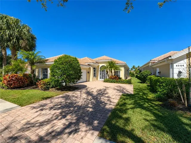 4048  Trinidad  WAY, Naples, FL 34119