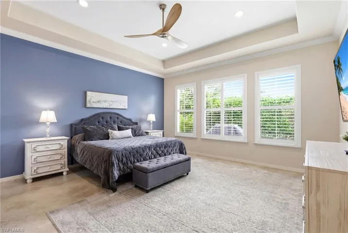 10736 Fieldfair Dr, Naples, Florida 34119