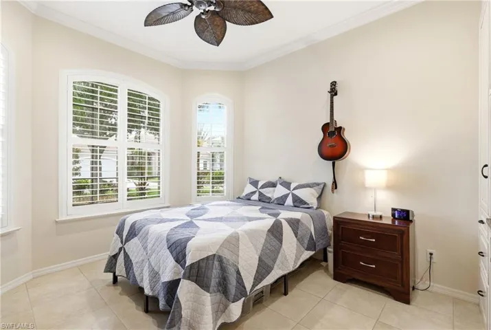 10736 Fieldfair Dr, Naples, Florida 34119