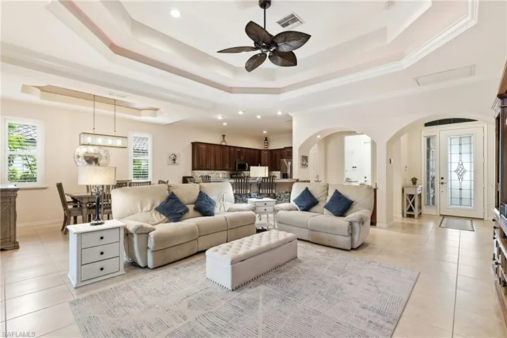 10736 Fieldfair Dr, Naples, Florida 34119