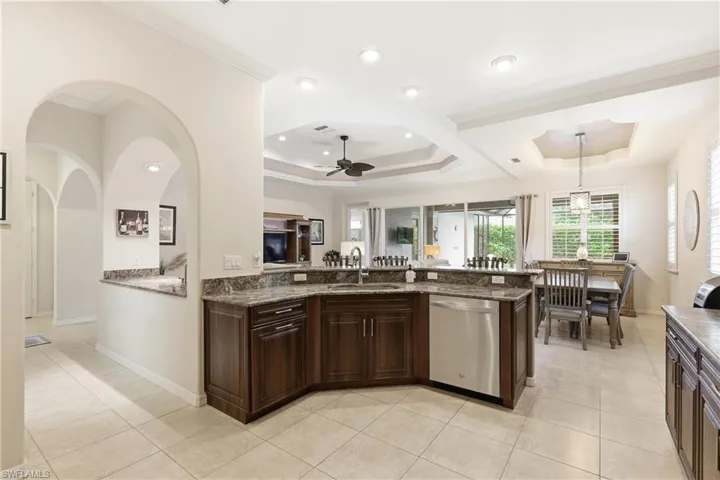 10736 Fieldfair Dr, Naples, Florida 34119