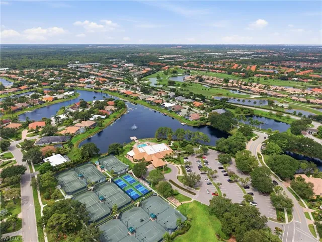 10736 Fieldfair Dr, Naples, Florida 34119