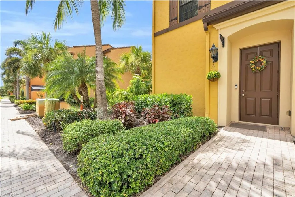 11977 Izarra WAY, Fort Myers, FL 33912,225062886