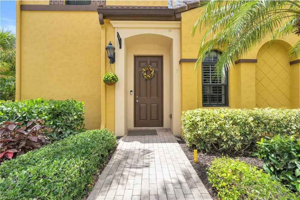 11977 Izarra WAY, Fort Myers, FL 33912,225062886