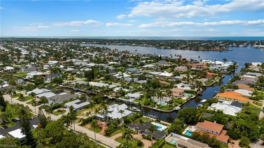 1530 Sandpiper St, Naples, Florida 34102
