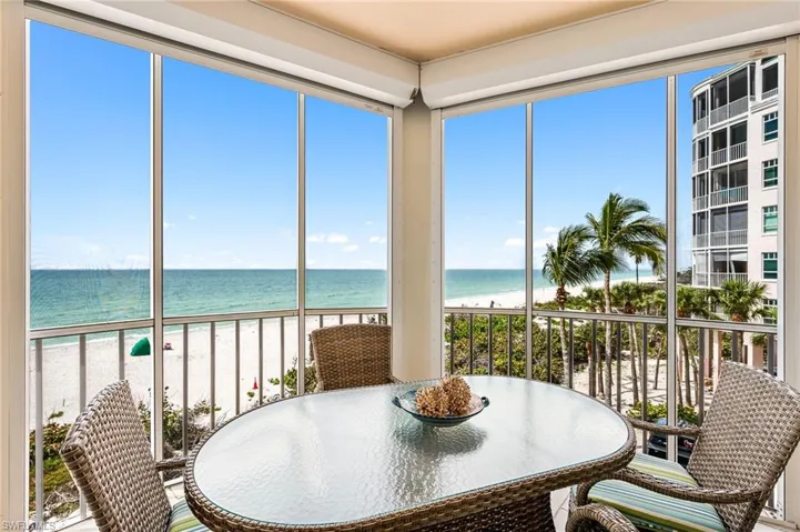 Dine on the balcony
