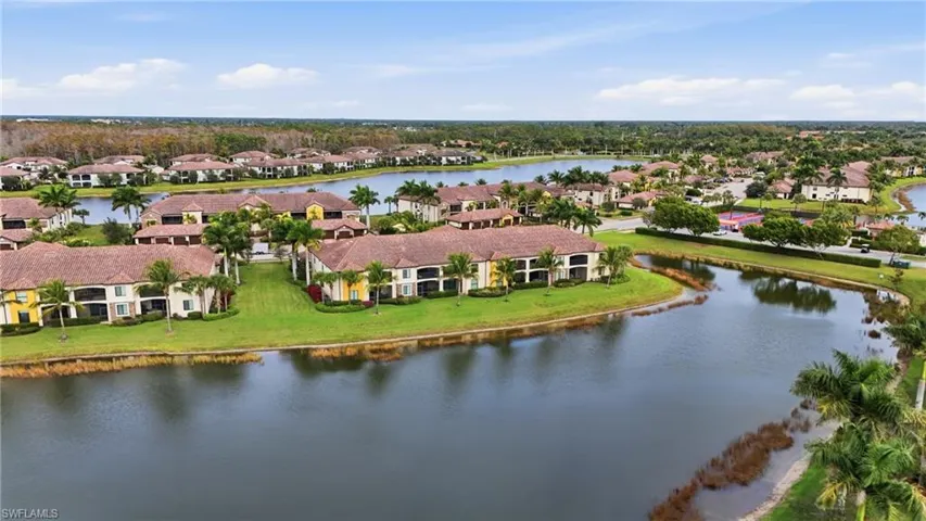 9528  Avellino  WAY, Naples, FL 34113