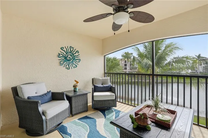 9528  Avellino  WAY, Naples, FL 34113