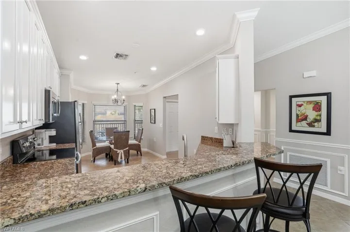 9528  Avellino  WAY, Naples, FL 34113