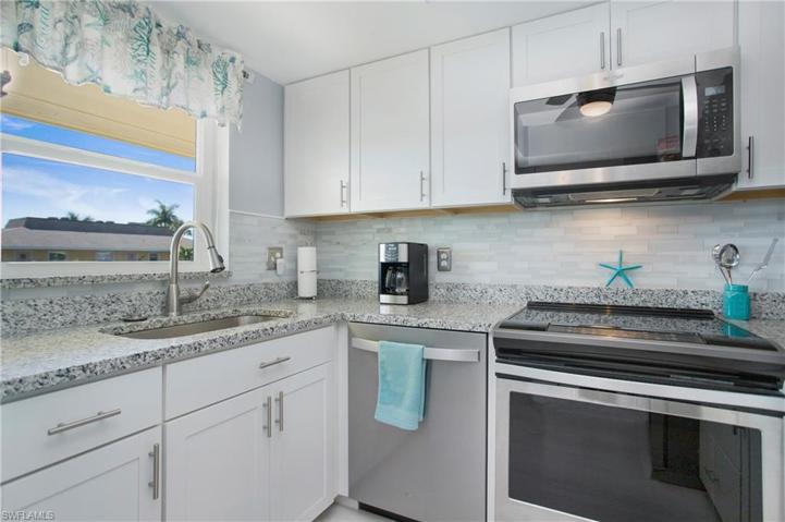 401 Charlemagne BLVD # A202, NAPLES FL 34112