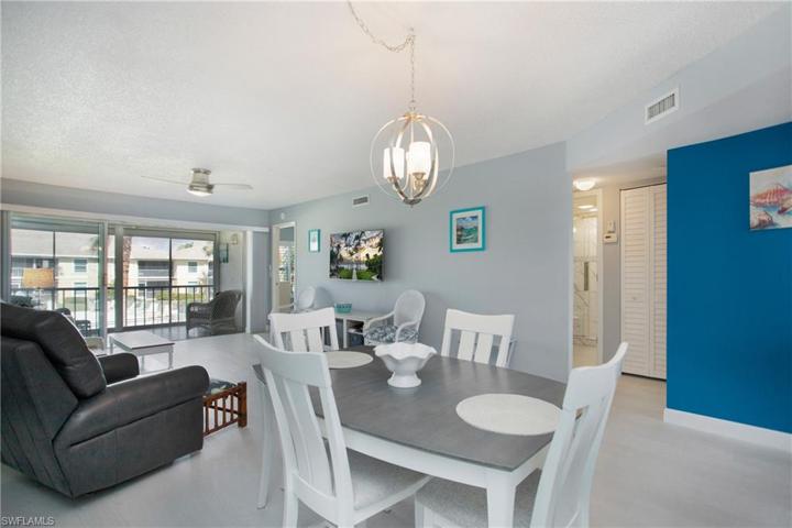 401 Charlemagne BLVD # A202, NAPLES FL 34112