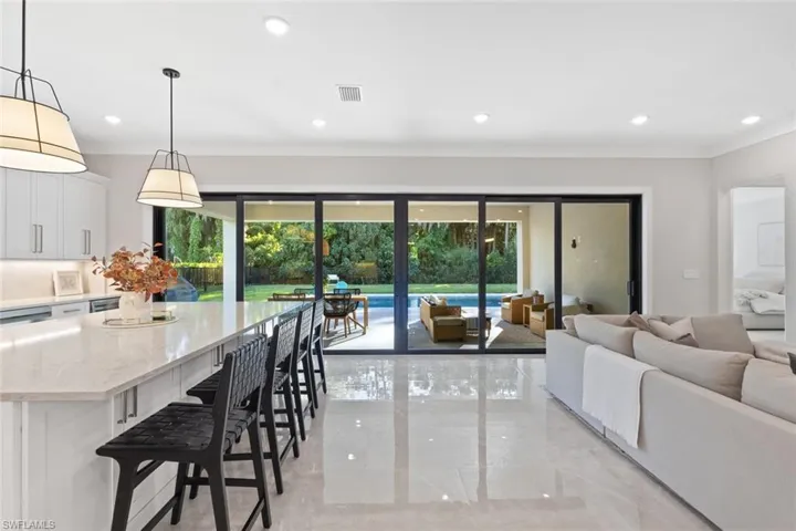 240 Allamanda Way, Naples, Florida 34114