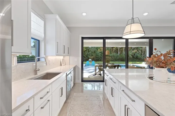 240 Allamanda Way, Naples, Florida 34114