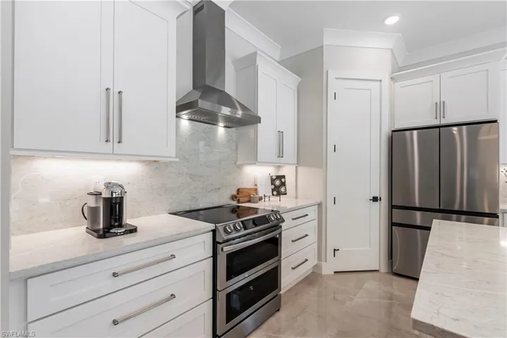 240 Allamanda Way, Naples, Florida 34114