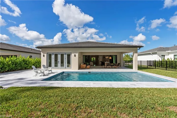 240 Allamanda Way, Naples, Florida 34114