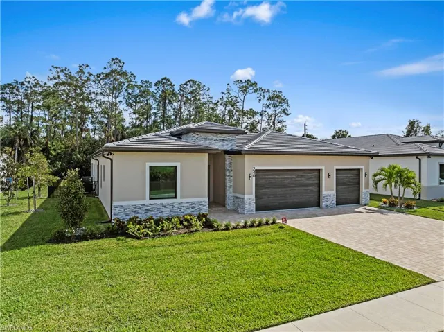 240 Allamanda Way, Naples, Florida 34114