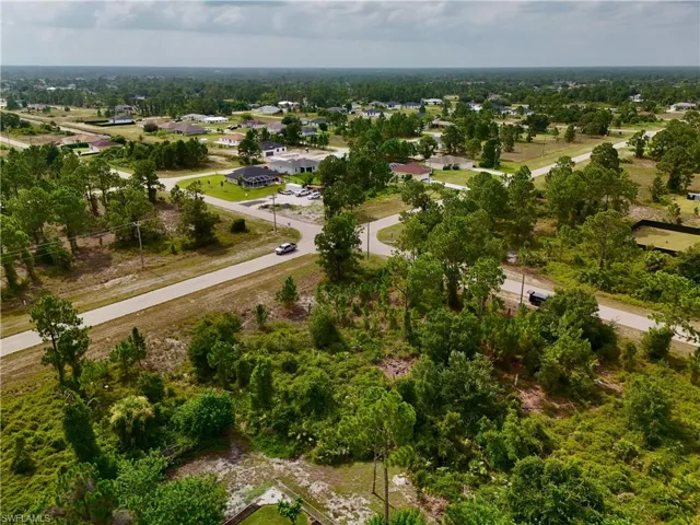 1041 Columbus Blvd, Lehigh Acres, Florida 33974
