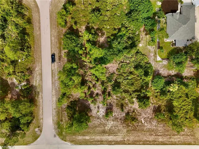 1041 Columbus Blvd, Lehigh Acres, Florida 33974