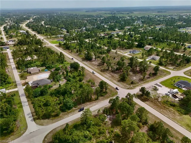 1041 Columbus Blvd, Lehigh Acres, Florida 33974
