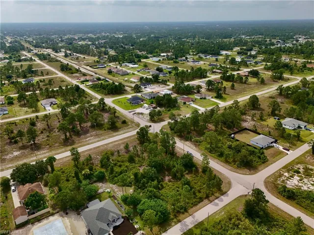 1041 Columbus Blvd, Lehigh Acres, Florida 33974