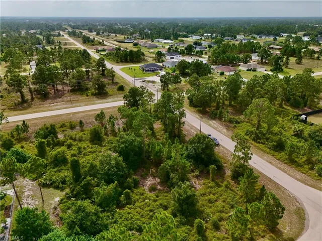 1041 Columbus Blvd, Lehigh Acres, Florida 33974