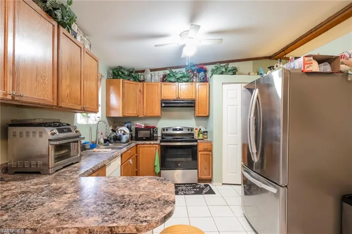 4204 9th St Sw, Lehigh Acres, Florida 33976