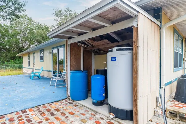 4204 9th St Sw, Lehigh Acres, Florida 33976